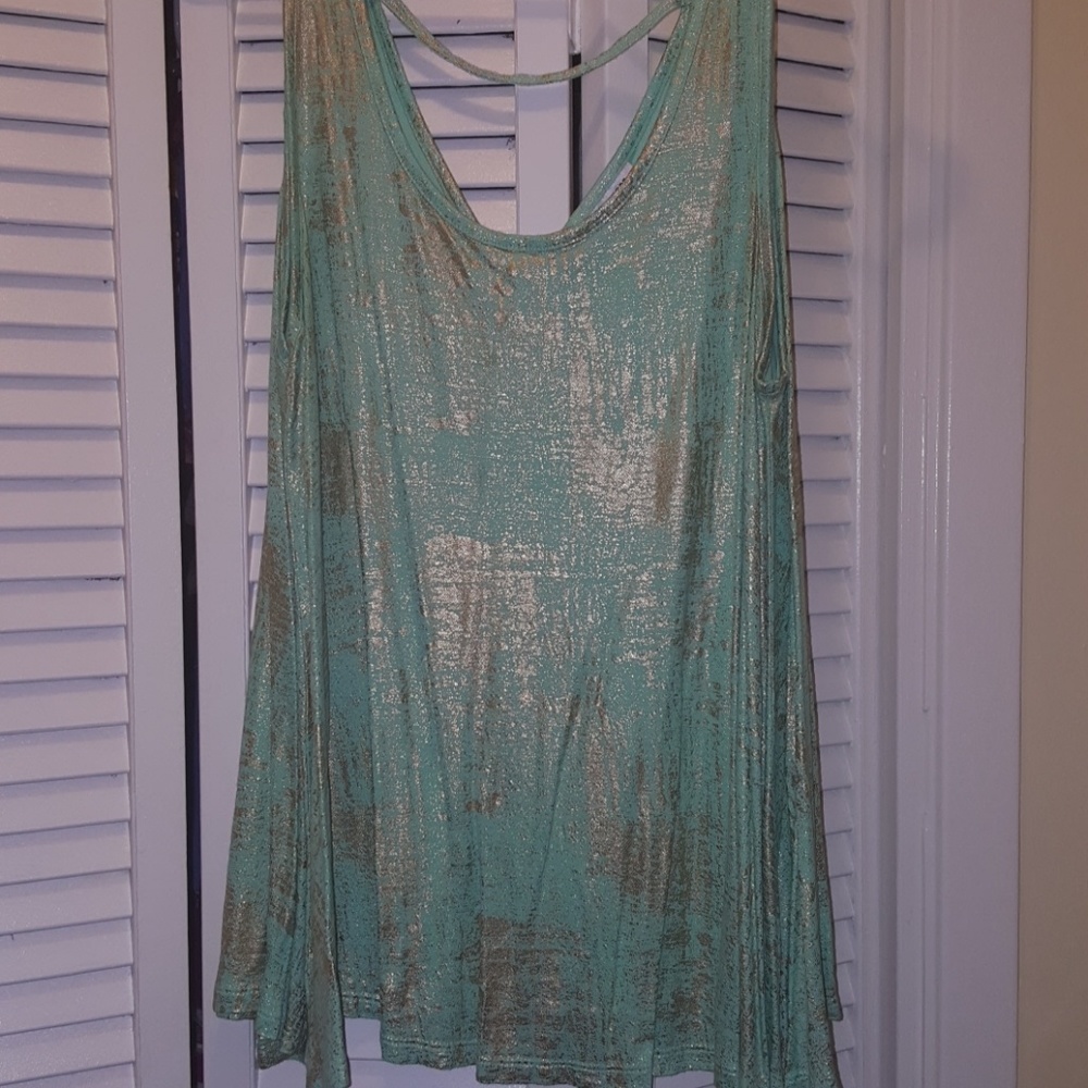 Women's tank set Qty 2